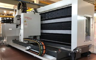 fresatrice 5 assi montante mobile