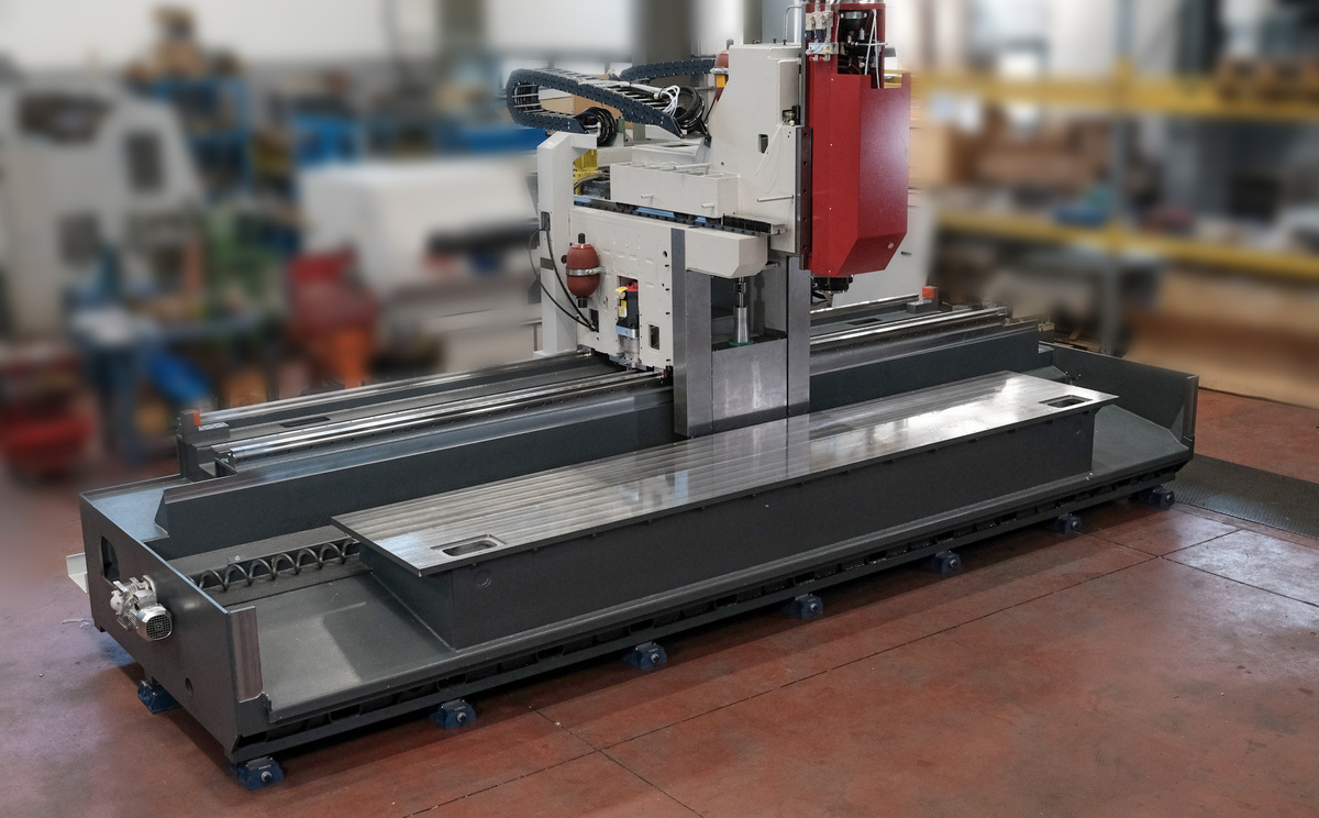 Fresatrice a montante mobile